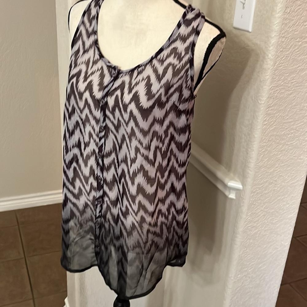 Criss Cross purple chevron sheer button down top Size S